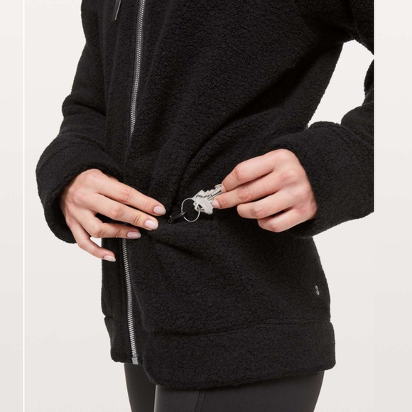 Lululemon Oh So Sherpa jacket - Picture 2 of 3